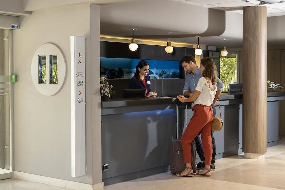 Novotel Carnac 3*,  France